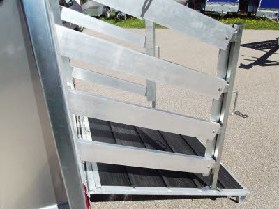 Blyss Vieh und Schweineanhnger Anhnger Bhler (5)